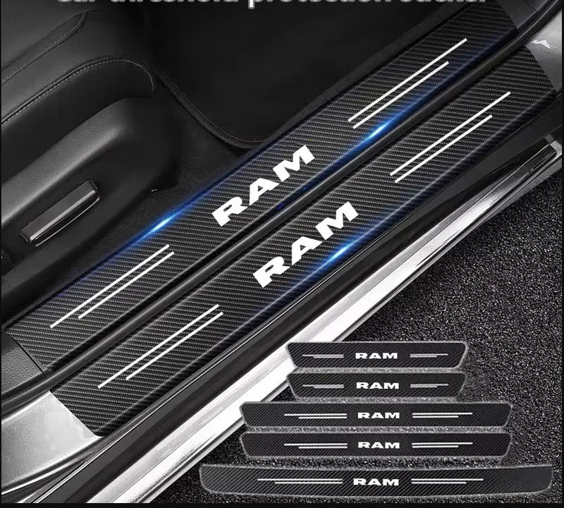 Soleira Automotiva Adesiva (Carbono) Universal - CarbonStep